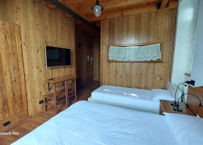 Hotel Ristorante Falchetto 3*